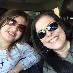 Meet your Posher, Renee